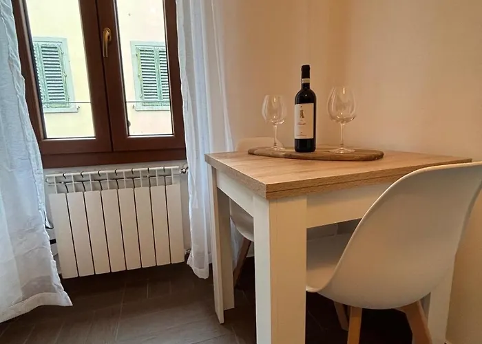 La Casa Di Giulia * Florence
